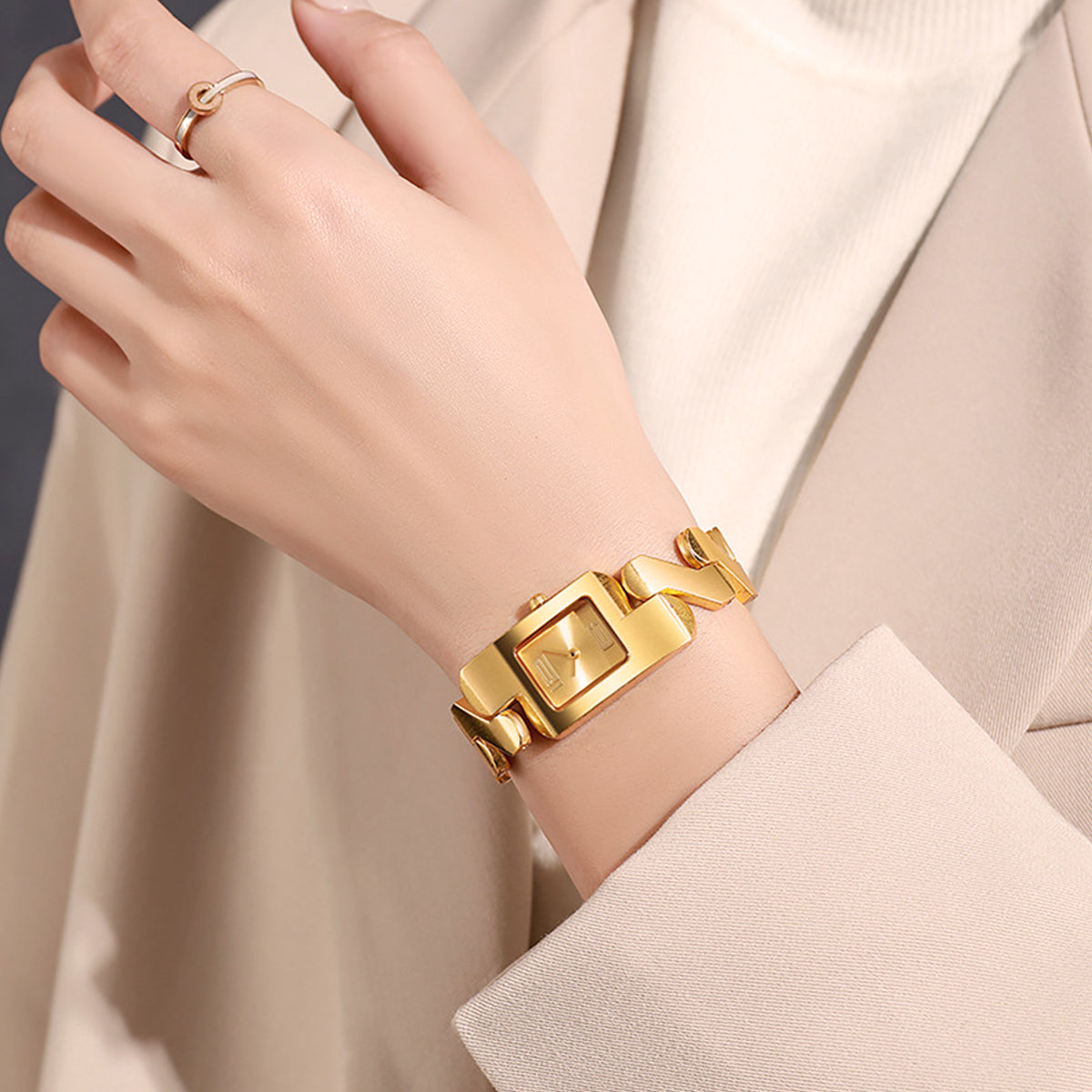 Reloj de Lujo para Mujer – Pulsera de Aleación, Moda y Elegancia en Cuarzo
